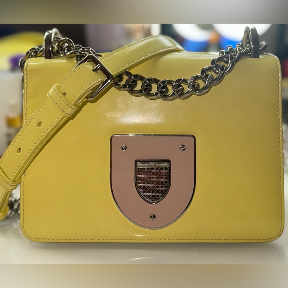 Diorama Yellow Chain Strap Women's Bag